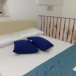 Cv Mira House *