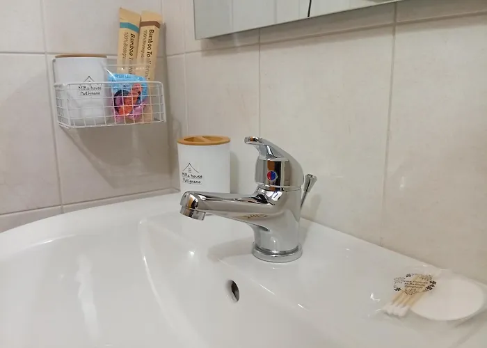 Cv Mira House דירה